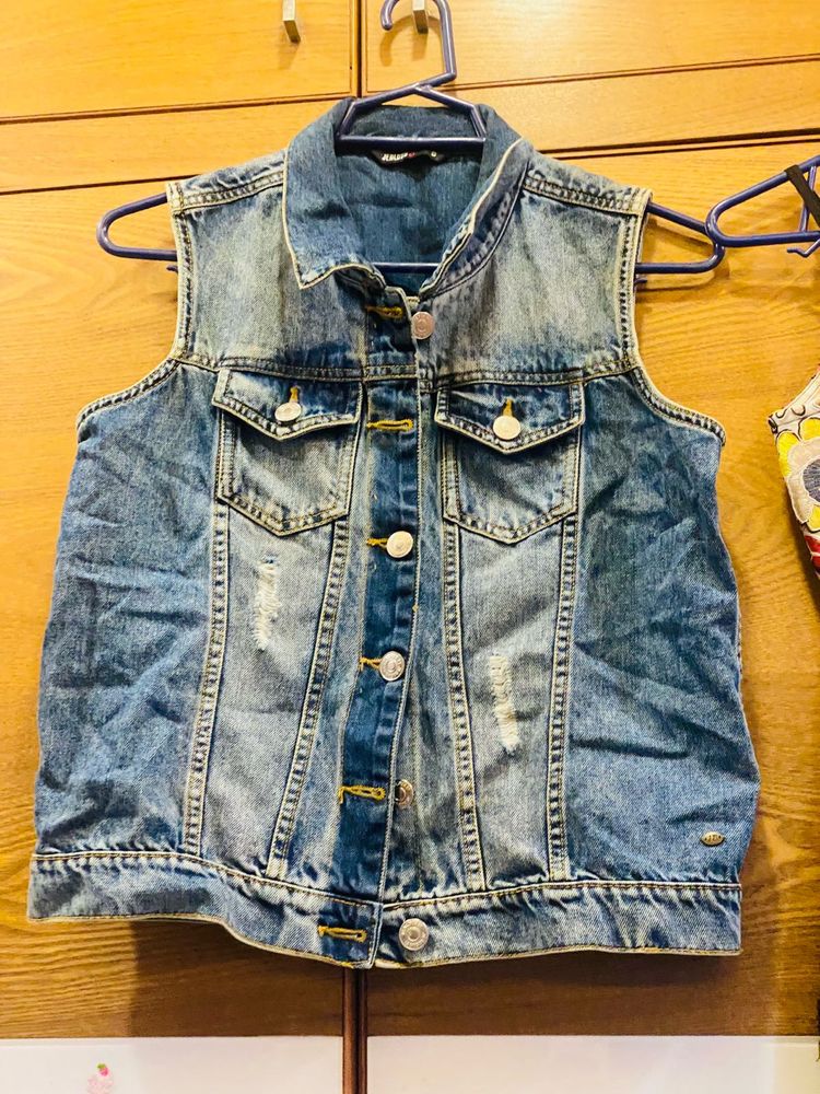 Denim Vest - Stylish &amp; Trendy