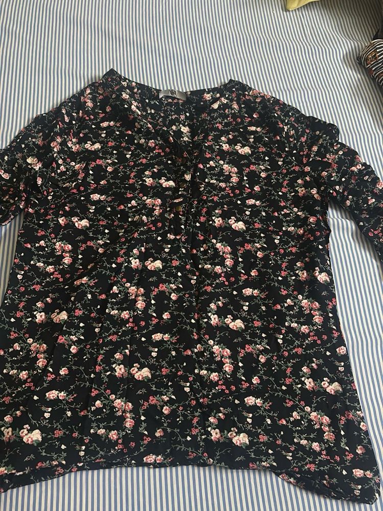 Floral Print Long Sleeve Top