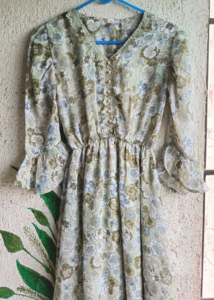 Floral Print Dress🎀💚