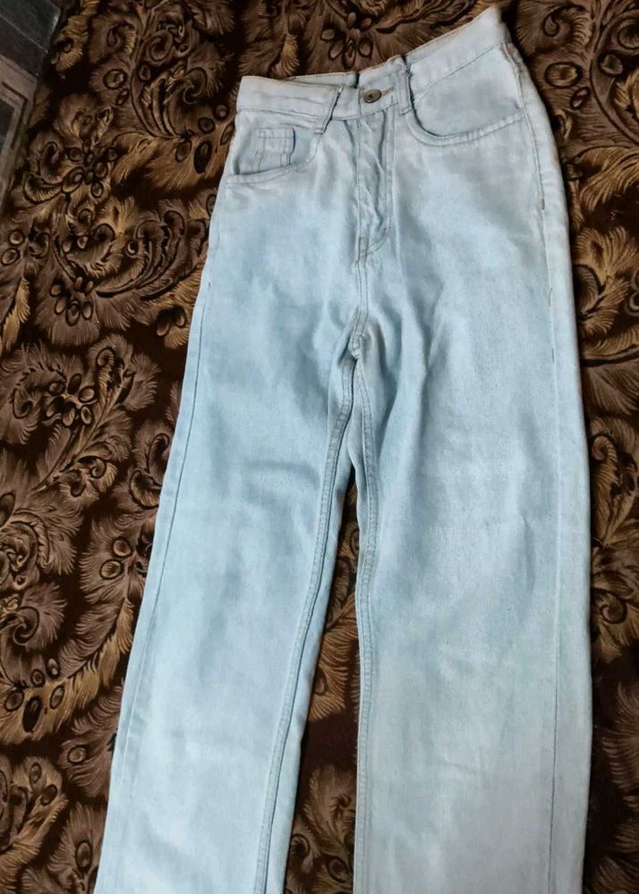 Light Wash Wide Leg Jeans