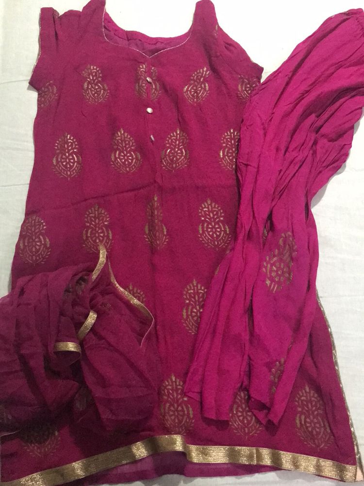 Full Suit For Ladies Size XXL