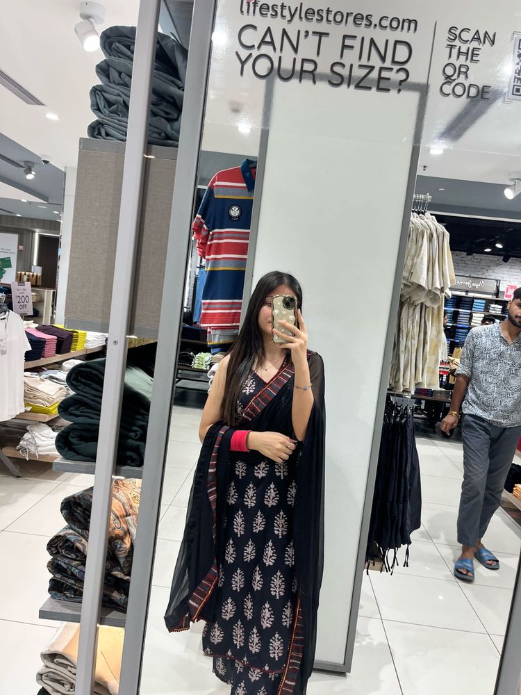 Elegant Black Printed Kurta Set