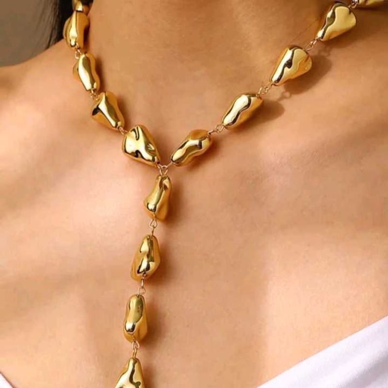 A Really Modest Necklace