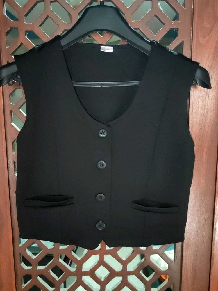 Classic Black Sleeveless Vest