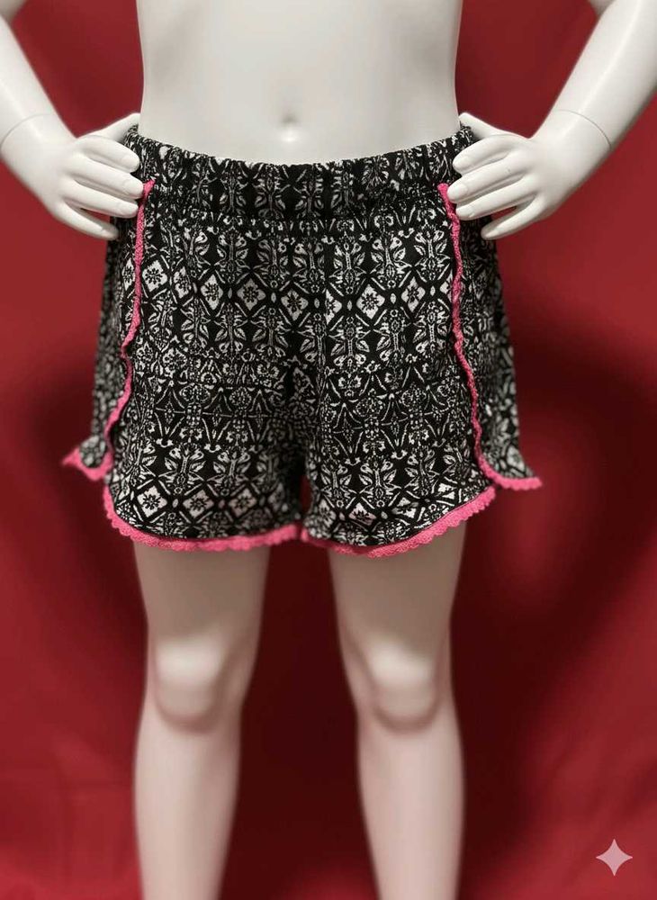 Black &amp; White Printed Kids Shorts – 10–11Y