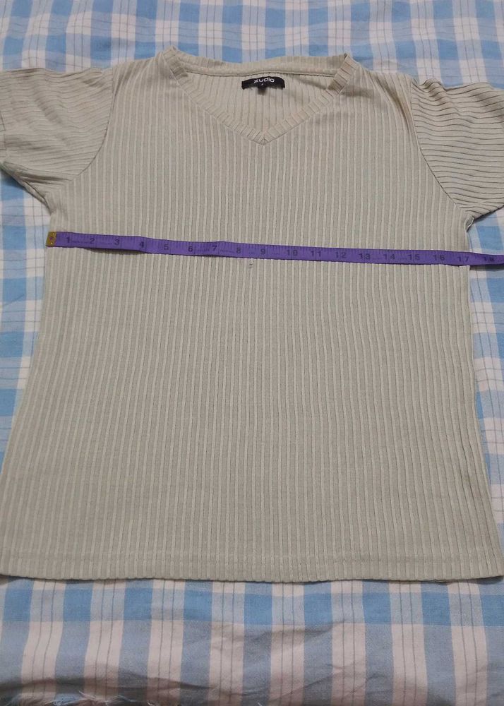 Ribbed V-Neck Tee