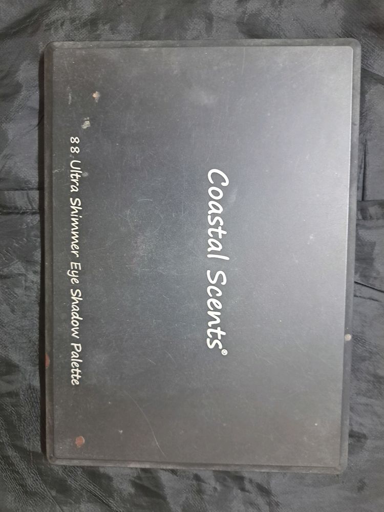 Coastal Scents 88 Shimmery Eyeshadows