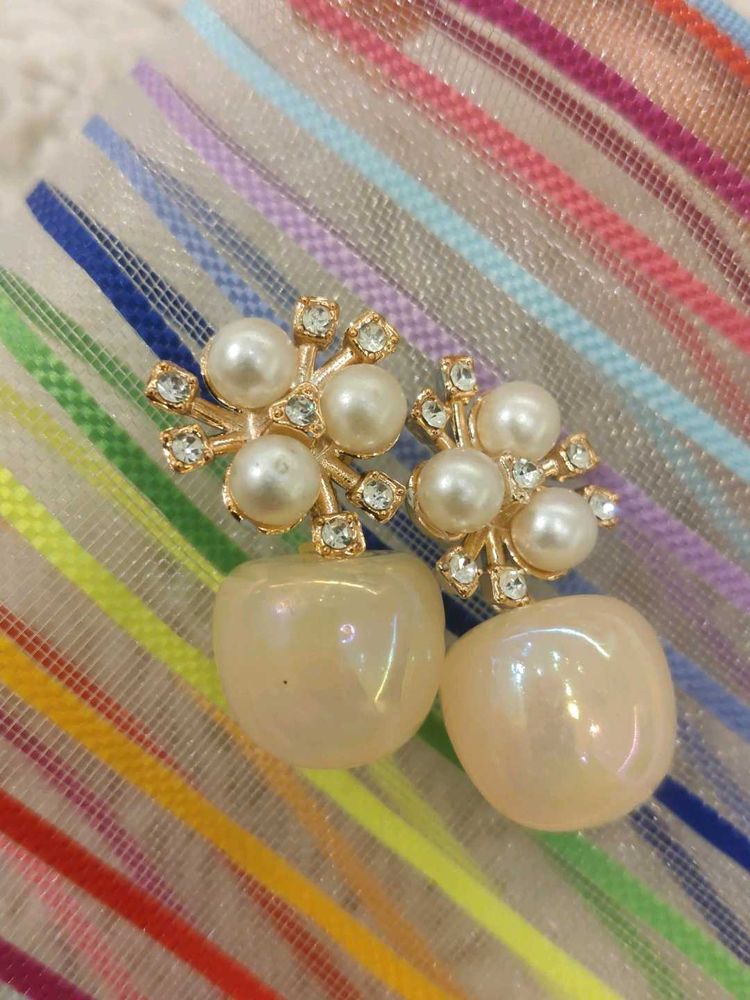 Pearl Drop Earrings