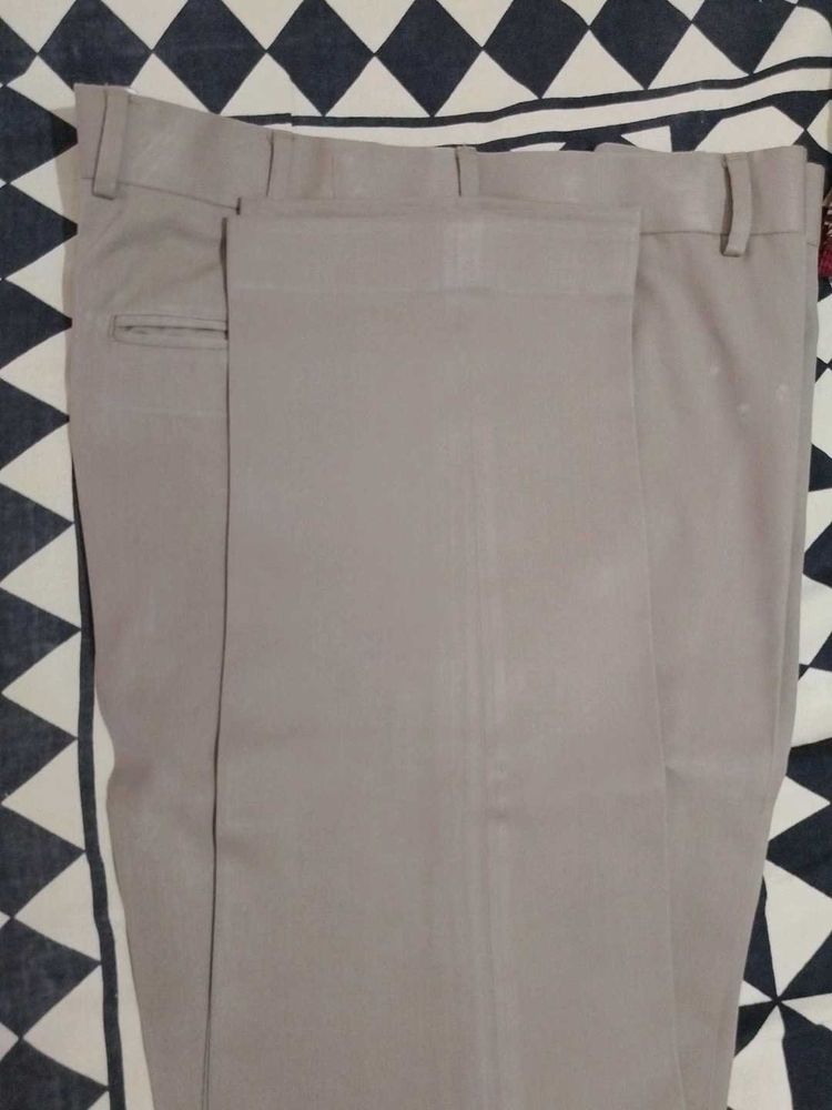 Men&#39;s Beige Dress Pants