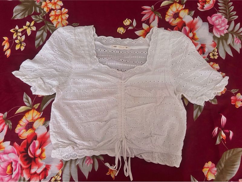 Stylish white top