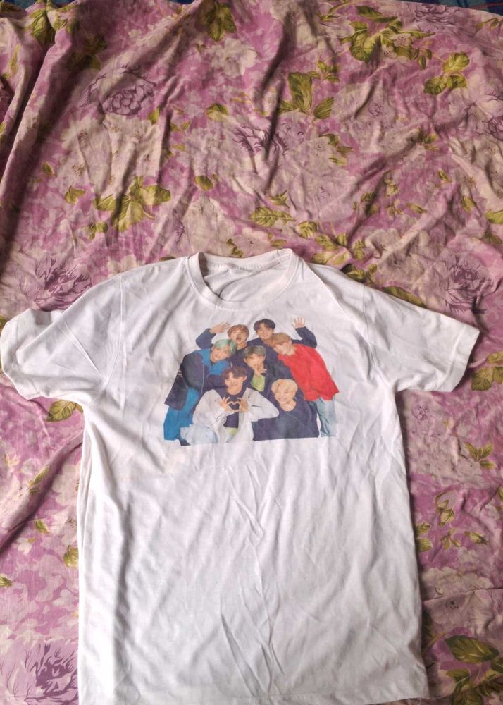 Unisex BTS T-shirt