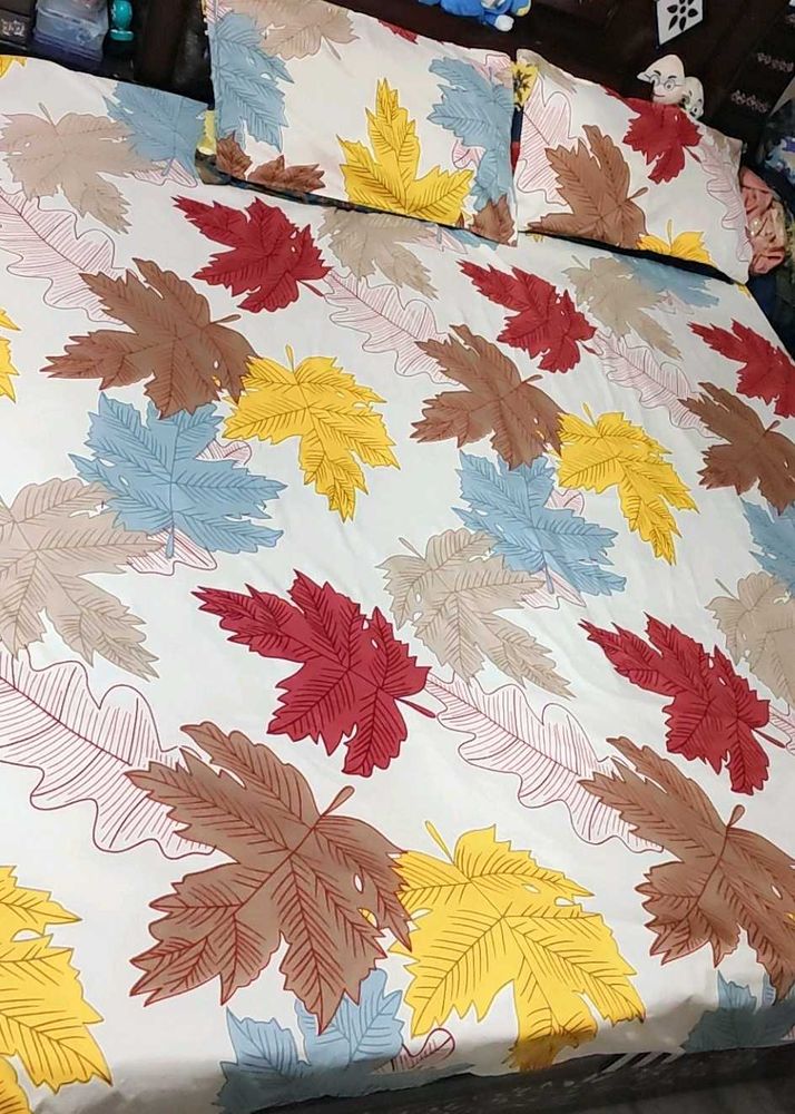 Multi Leaves 5 Feet Double Bedsheet &amp; Pillow Cover