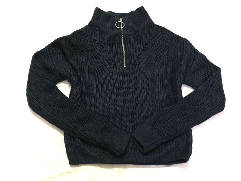H&amp;M Divided Dark Blue Pullover Bust 34-36