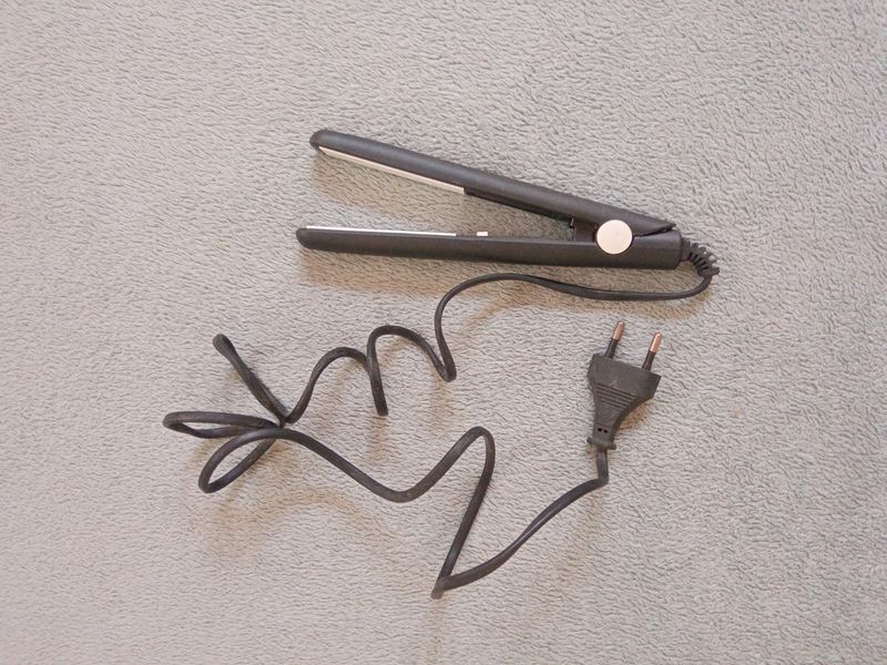 Mini Hair Straightener