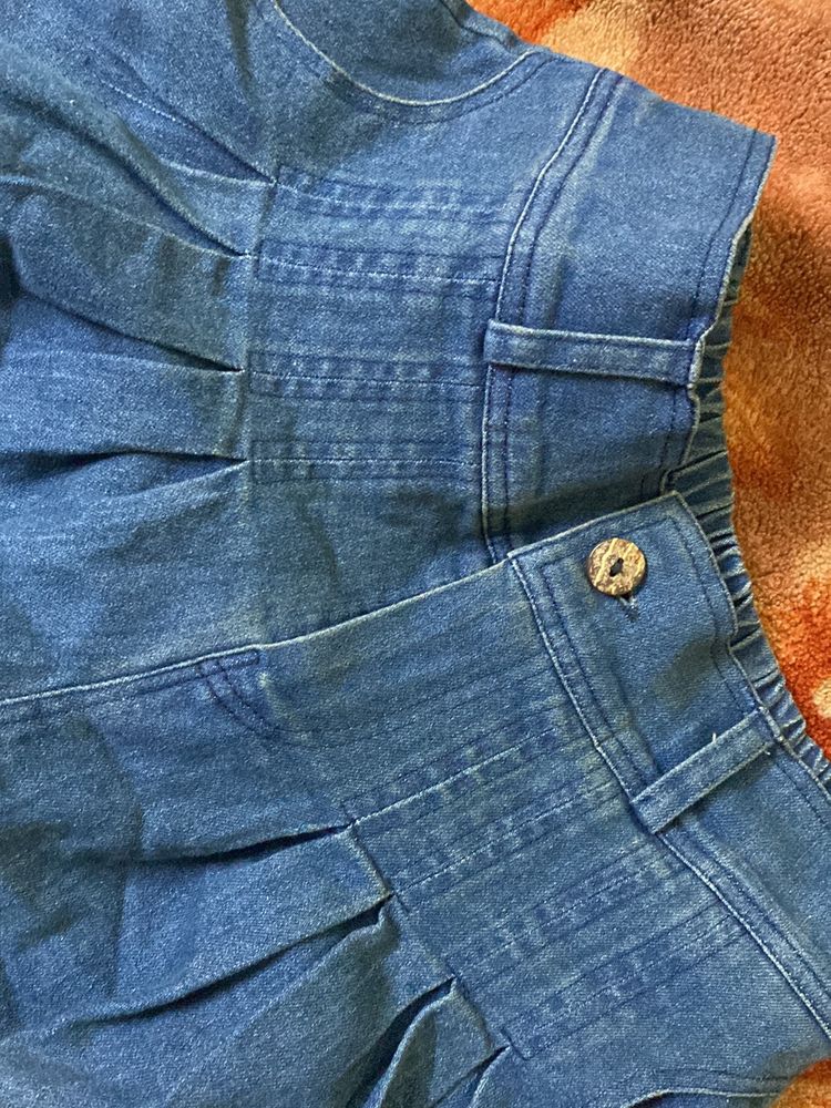 Divider Skirt (short)