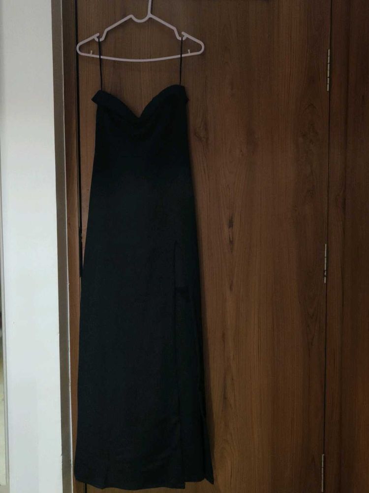 Sleek Black Maxi Dress