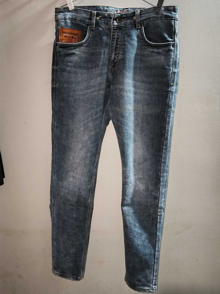 Jimmy &amp; Jordan Jeans .