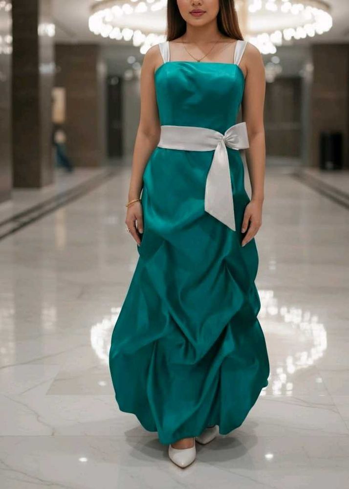 Elegant Green Ethnic Gown