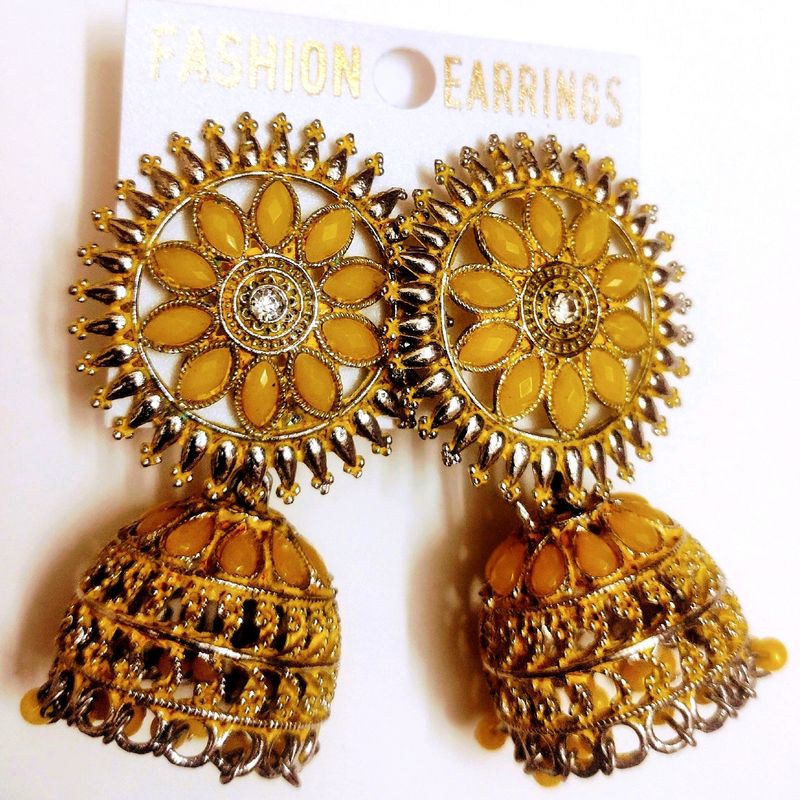 Earrings, Jhumke, Golden colour, Standard