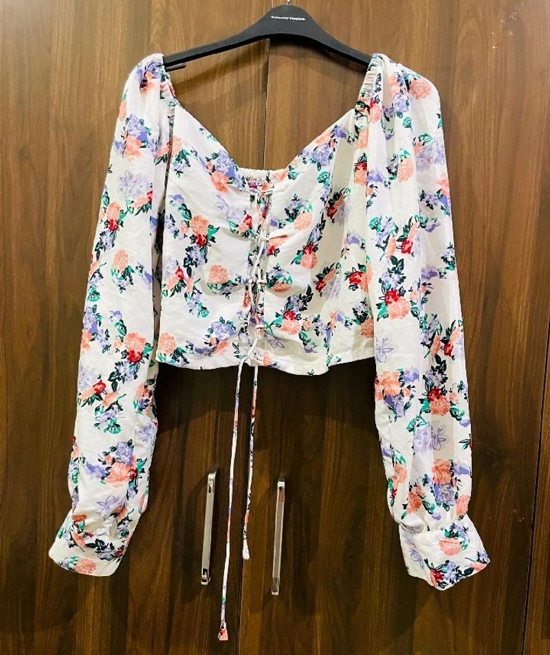 Urbanic Lace Top