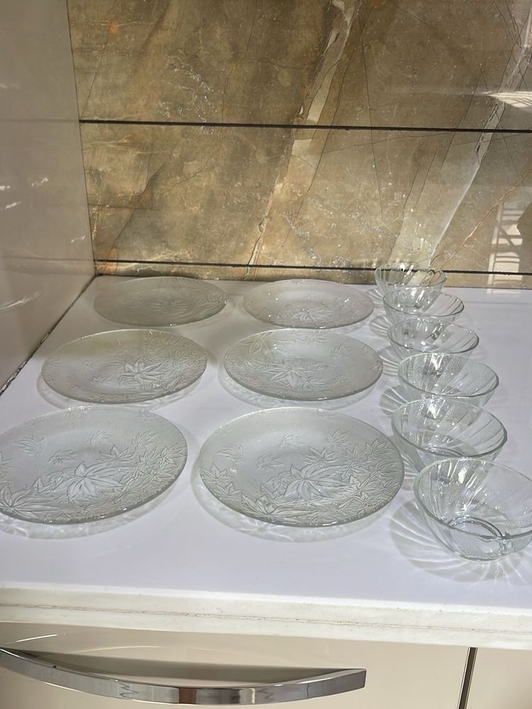 Dinnerware Set