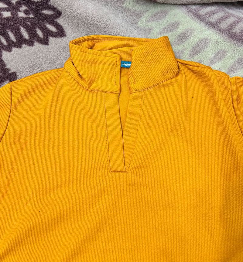 Mustard T-shirt