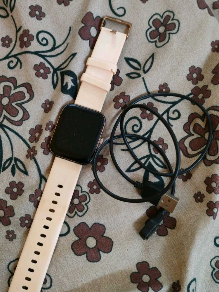 Smart Watch - Fitness Tracker