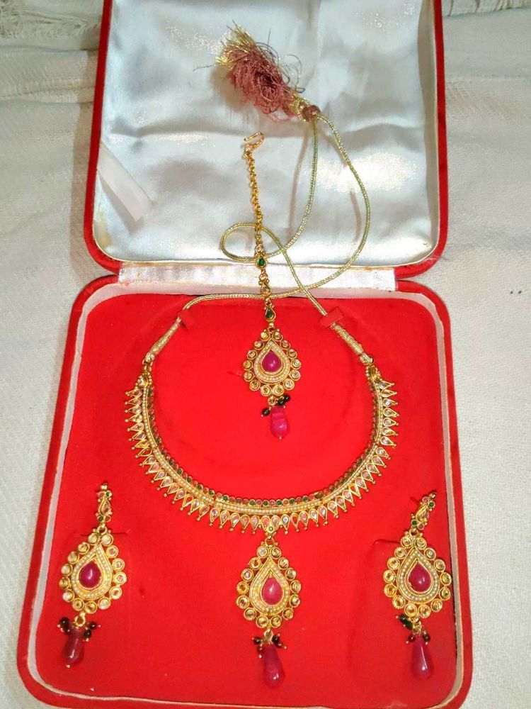 Jewellery Set with tika 💫