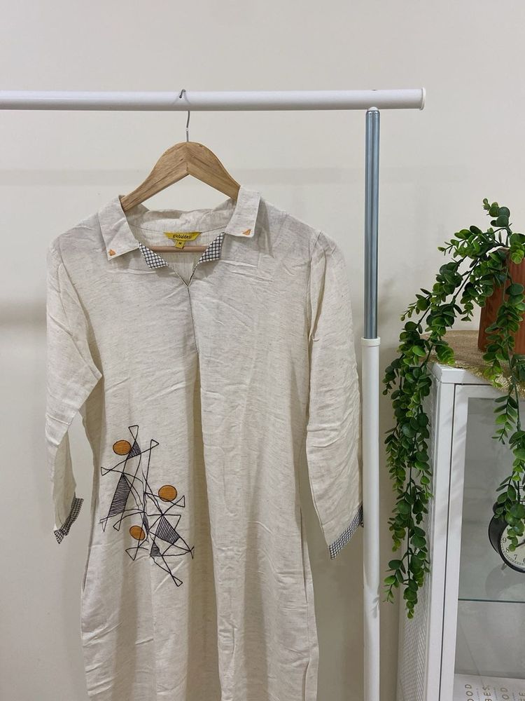 Elegant Embroidered Kurta
