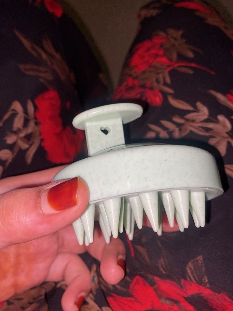 Kloy Head Massager And Shampoo Brush