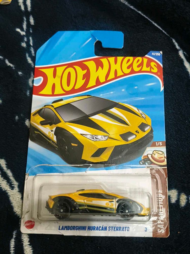 Hot Wheels Lamborghini Huracan Sterrato