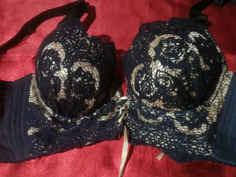Lace Detail Bra