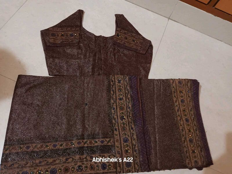 Net Saree With Blouse