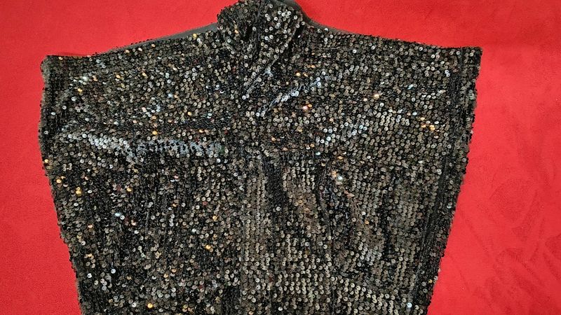 ZARA SEQUIN BLACK SHORTS FOR WOMEN