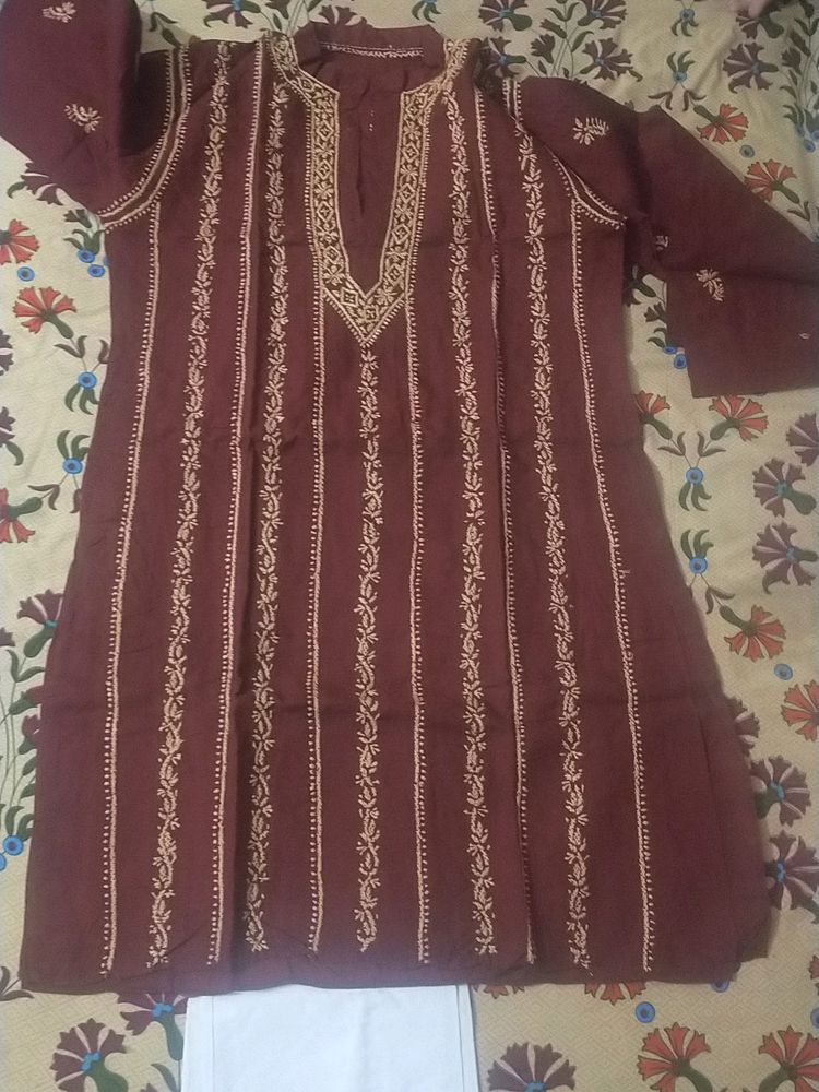 This Kurta Is So Good And Chikan Kadhai Hai