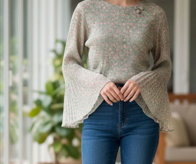 Floral Print Bell Sleeve Top