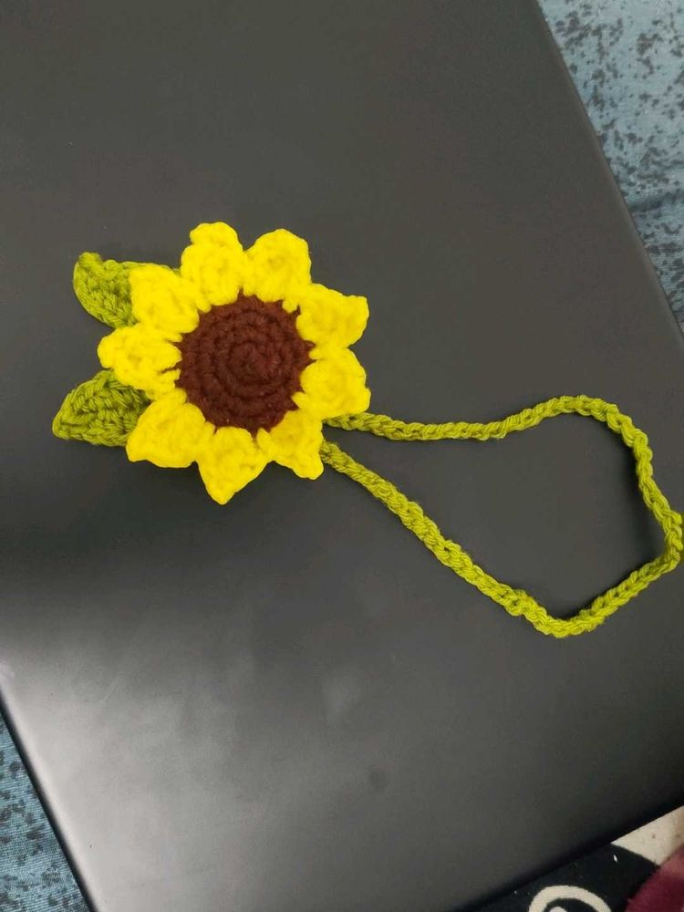 Sunflower bag charm or keychain - Crochet