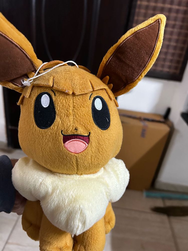 Pokemon Eevee Mid Plush From Banpresto
