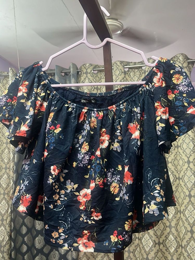 Off Shoulder Floral  Crop Top