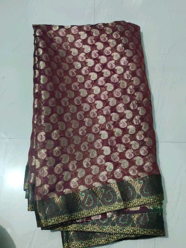 Elegant Maroon Paisley Saree