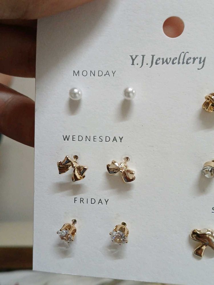 Y.J. Jewellery Earring Set