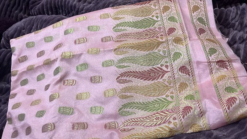 Pink Silk Blend Fabric with Leaf Pattern Suit