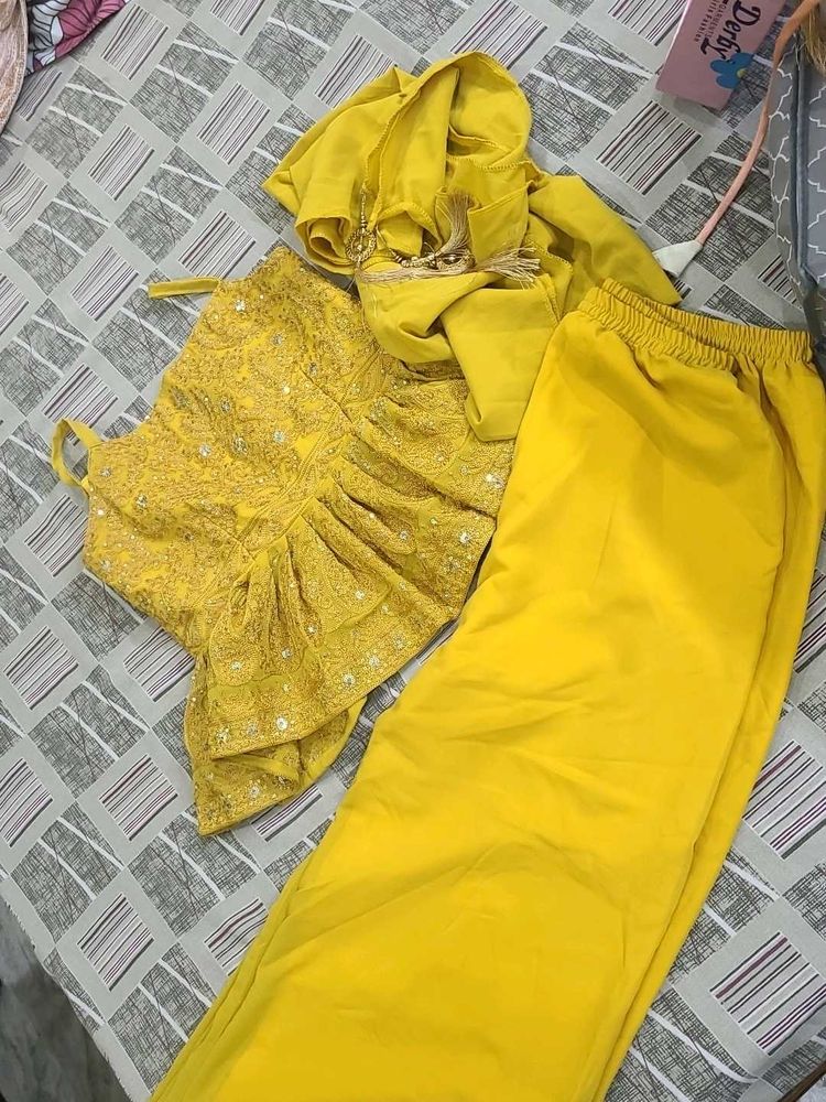 Yellow Tunic Set &amp; Dupatta