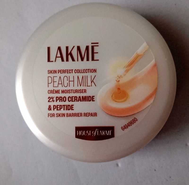 Lakme Peach Milk Creme Moisturiser