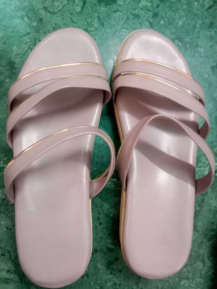 Ladies Footwear With Cushion Sole