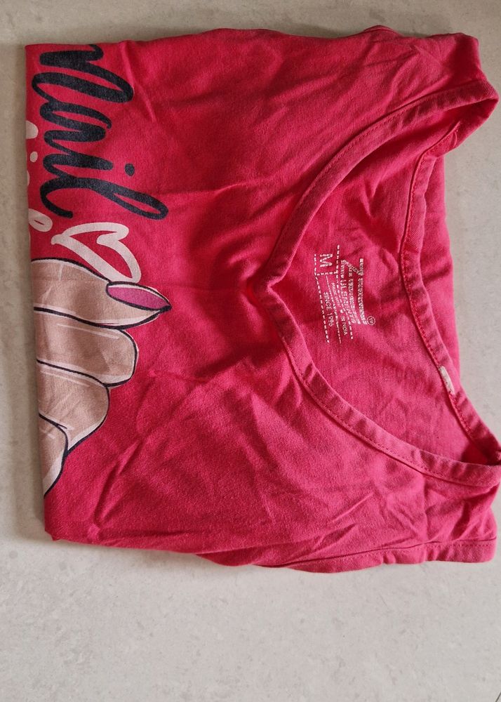 A Round Nack Rose Coloured Tshirt