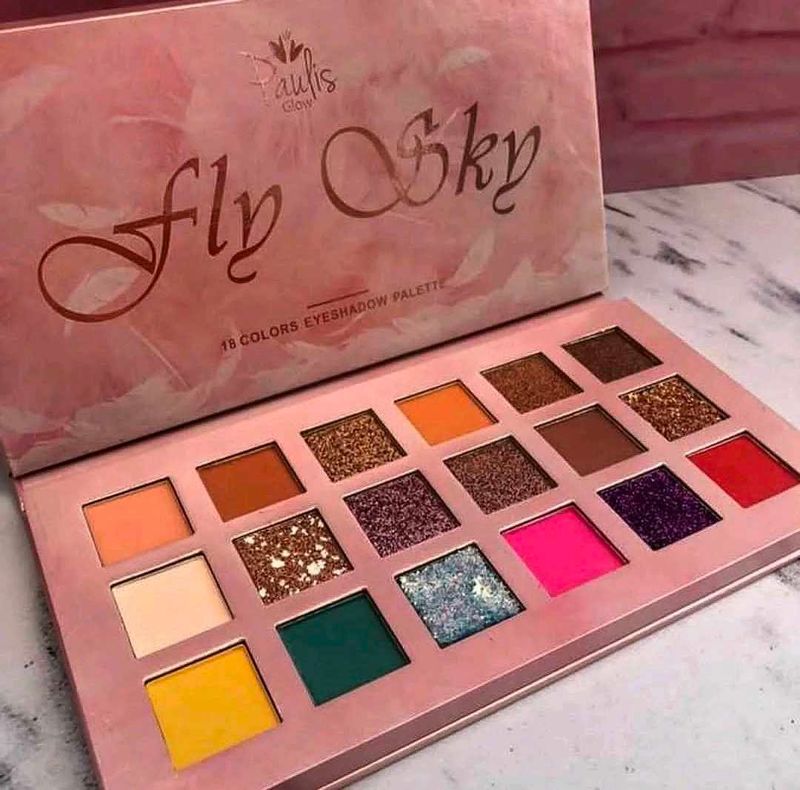 Fly Sky Eyeshadow Palette