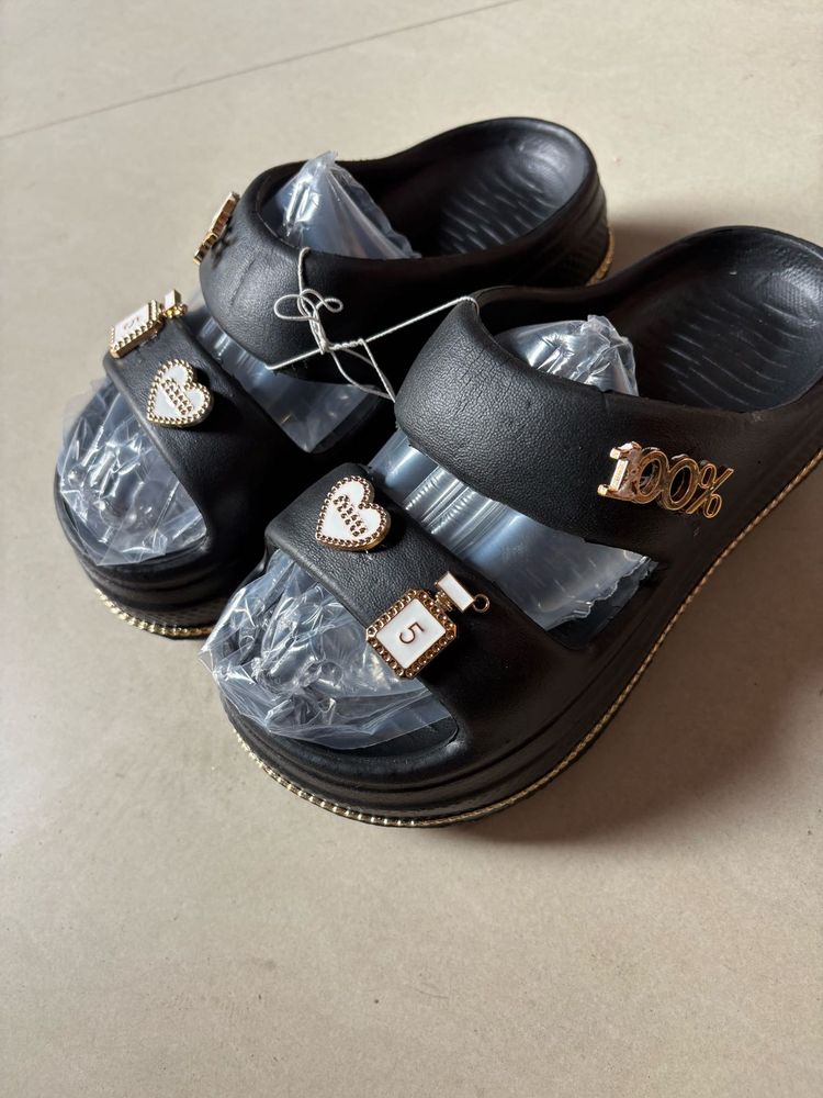 One Day Offer 😮😮😮😮 Women Chic Black Sandals