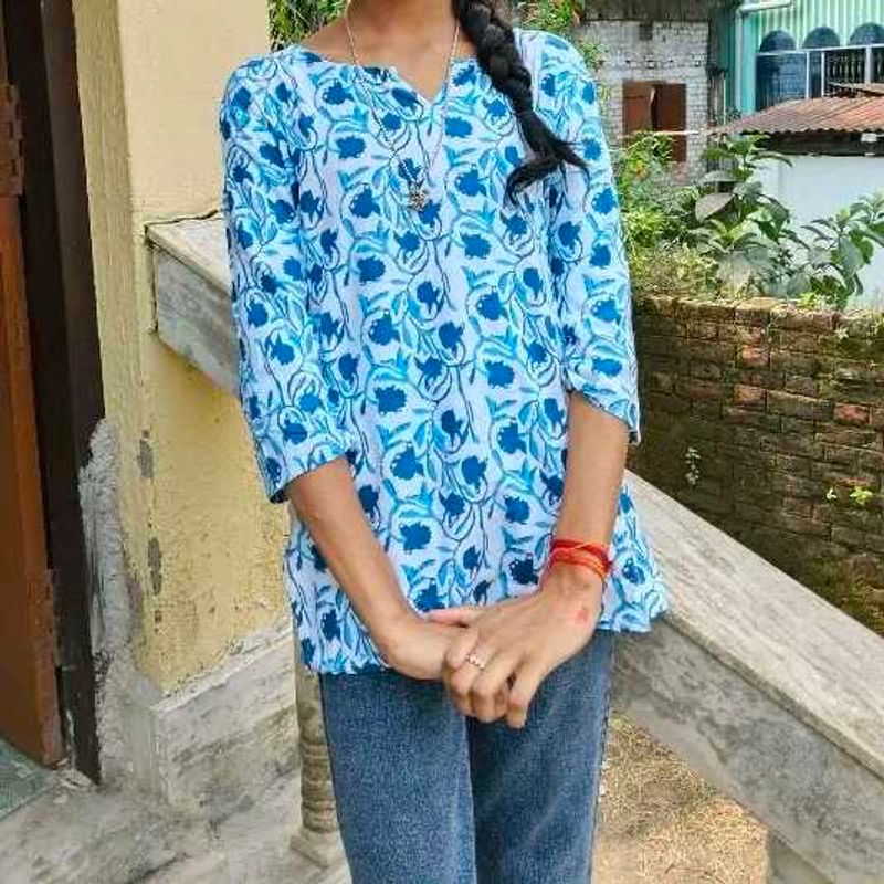 Short Kurti