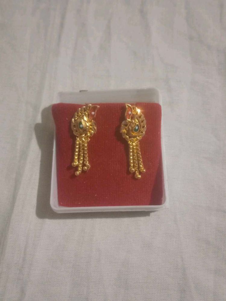 Vintage Gold Dangle Earrings